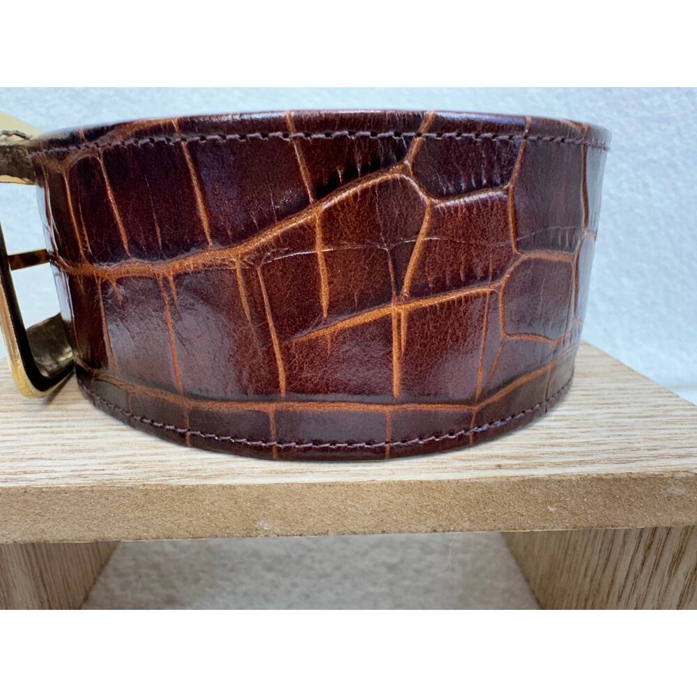 Brown Women's Crococile-Embossed Leather Belt Large Polished Gold Buckle Size SM - Picture 6 of 10